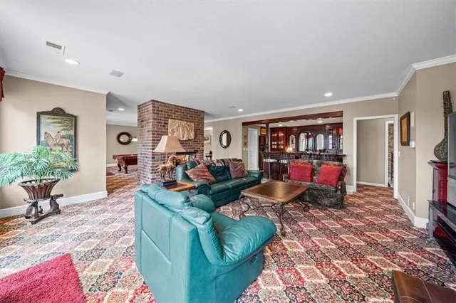 $5,499,999 | 5835 West 167th Street, Stilwell, KS 66085