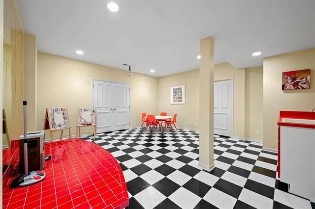 $5,499,999 | 5835 West 167th Street, Stilwell, KS 66085