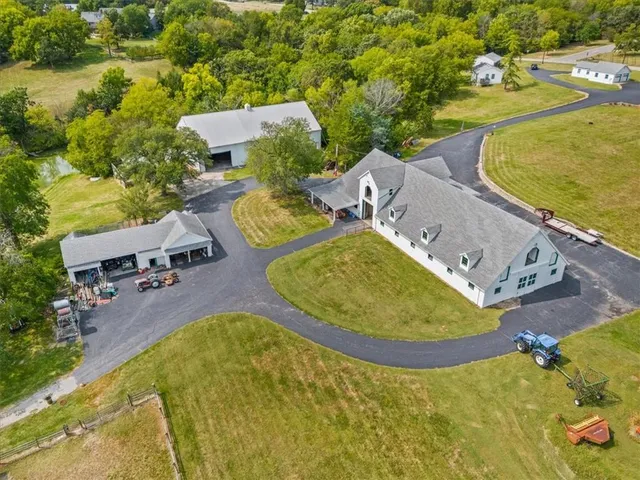 $5,499,999 | 5835 West 167th Street, Stilwell, KS 66085