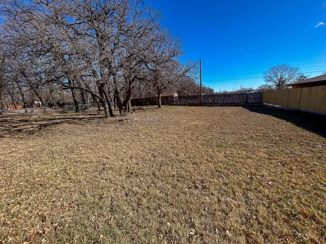 $1,450 | 105 Laguna Vista Court, Chico, TX 76431