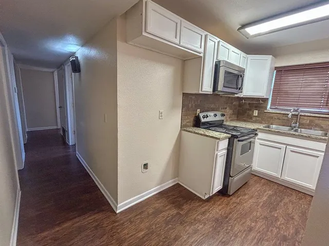 $1,450 | 105 Laguna Vista Court, Chico, TX 76431