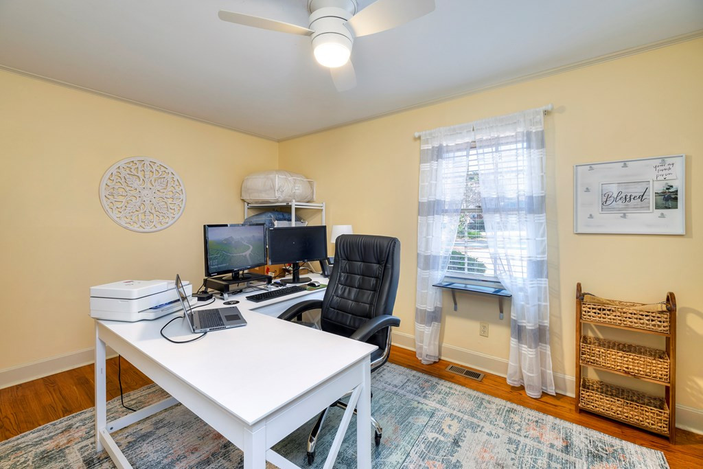 212 Nash Street Sumter, SC 29150 - Photo 23 of 32