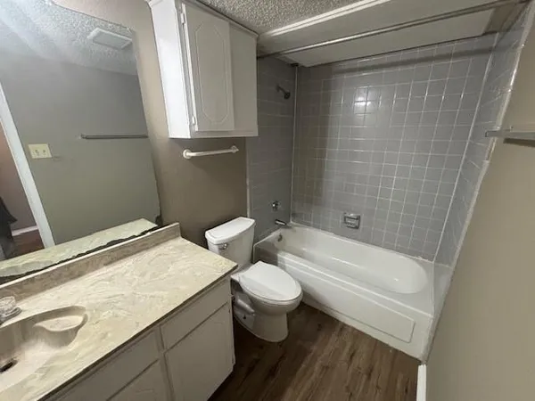 $2,000 | 5025 Winder Court, Unit A, North Richland Hills, TX 76180