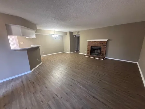 $2,000 | 5025 Winder Court, Unit A, North Richland Hills, TX 76180