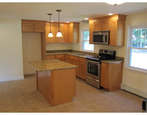 11 Keans Road Burlington, MA 01803 - Photo 5 of 11 Gallery Image 5