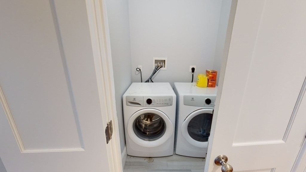 3 Saco Street, Unit 3 Newton, MA 02464 - Photo 34 of 40
