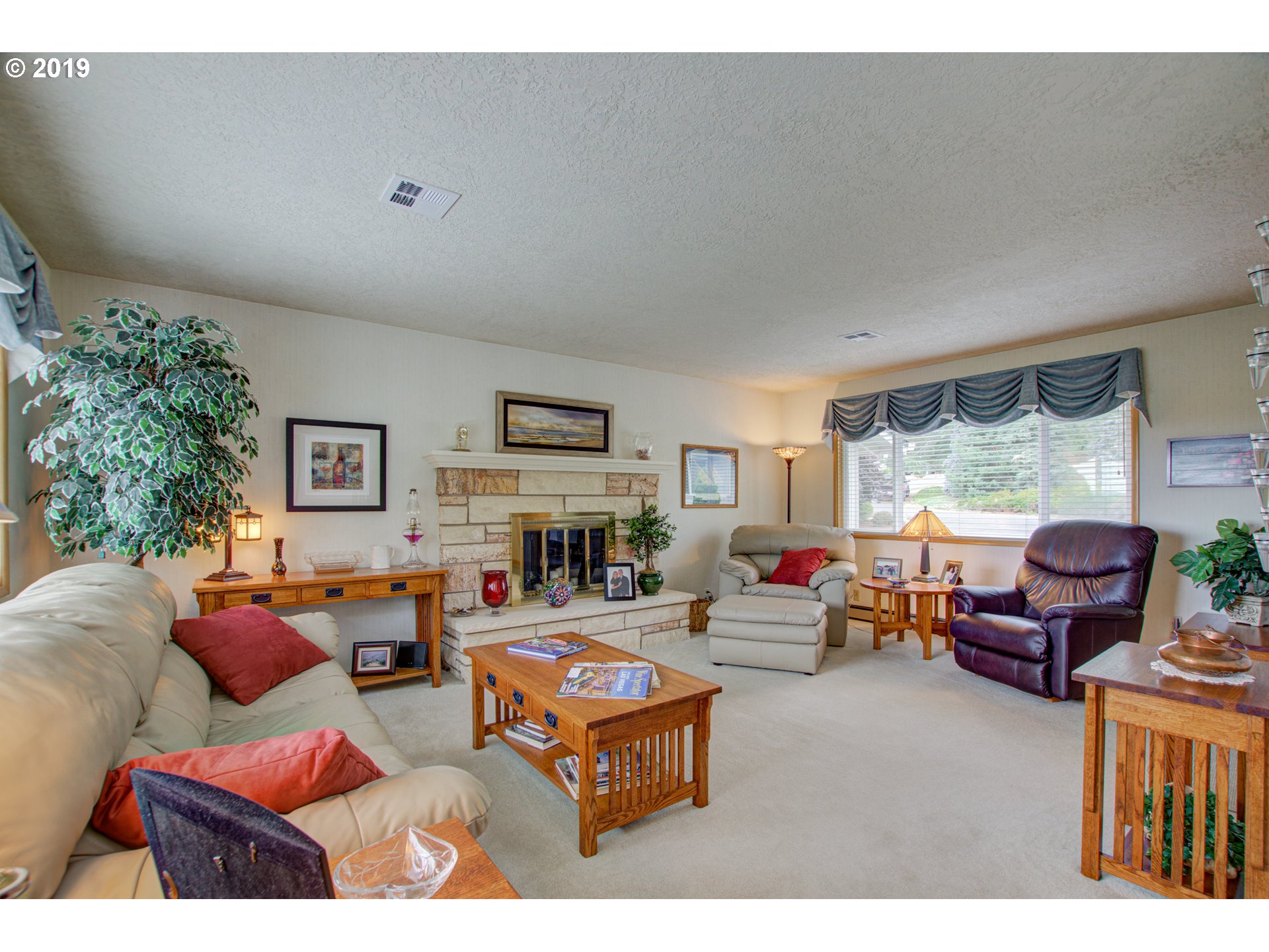 630 Meadow View Road Forest Grove, OR 97116 - Photo 7 of 32 Gallery Image 7