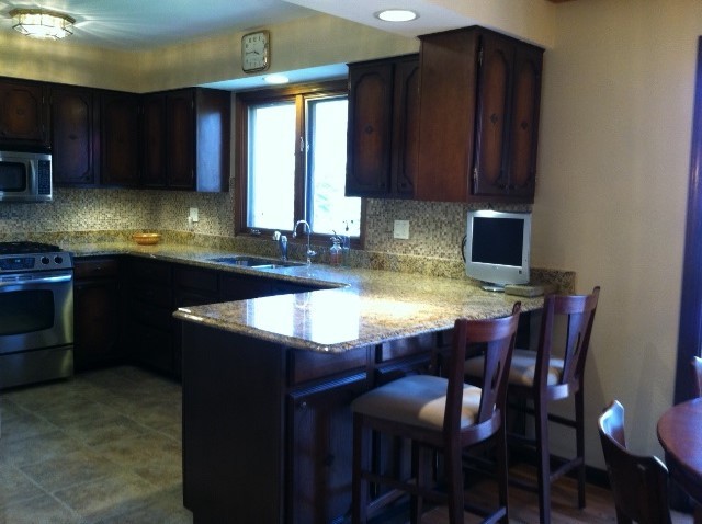 232 Florence Road Inverness, IL 60010 - Photo 5 of 20