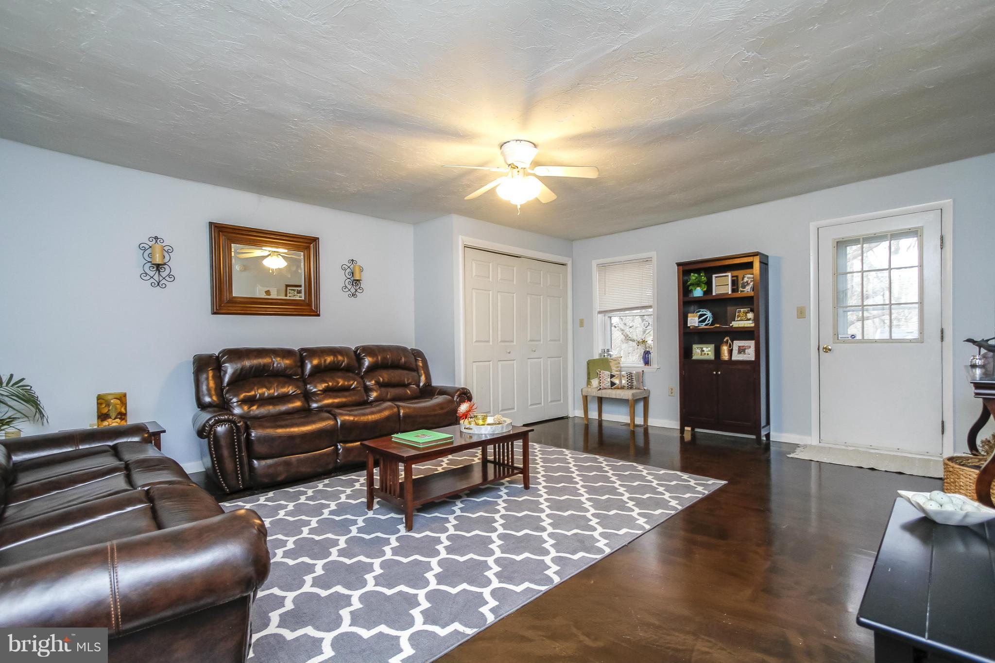 2134 Nicodemus Road Westminster, MD 21157 - Photo 21 of 29 Family Room