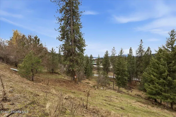 $299,000 | 2594 East Fernan Hill Road, Coeur D'Alene, ID 83814
