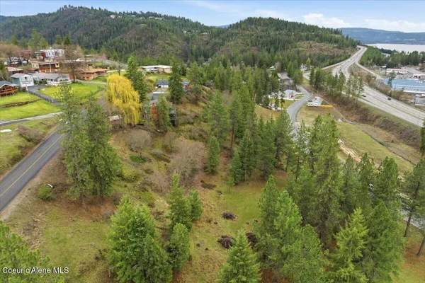 $299,000 | 2594 East Fernan Hill Road, Coeur D'Alene, ID 83814