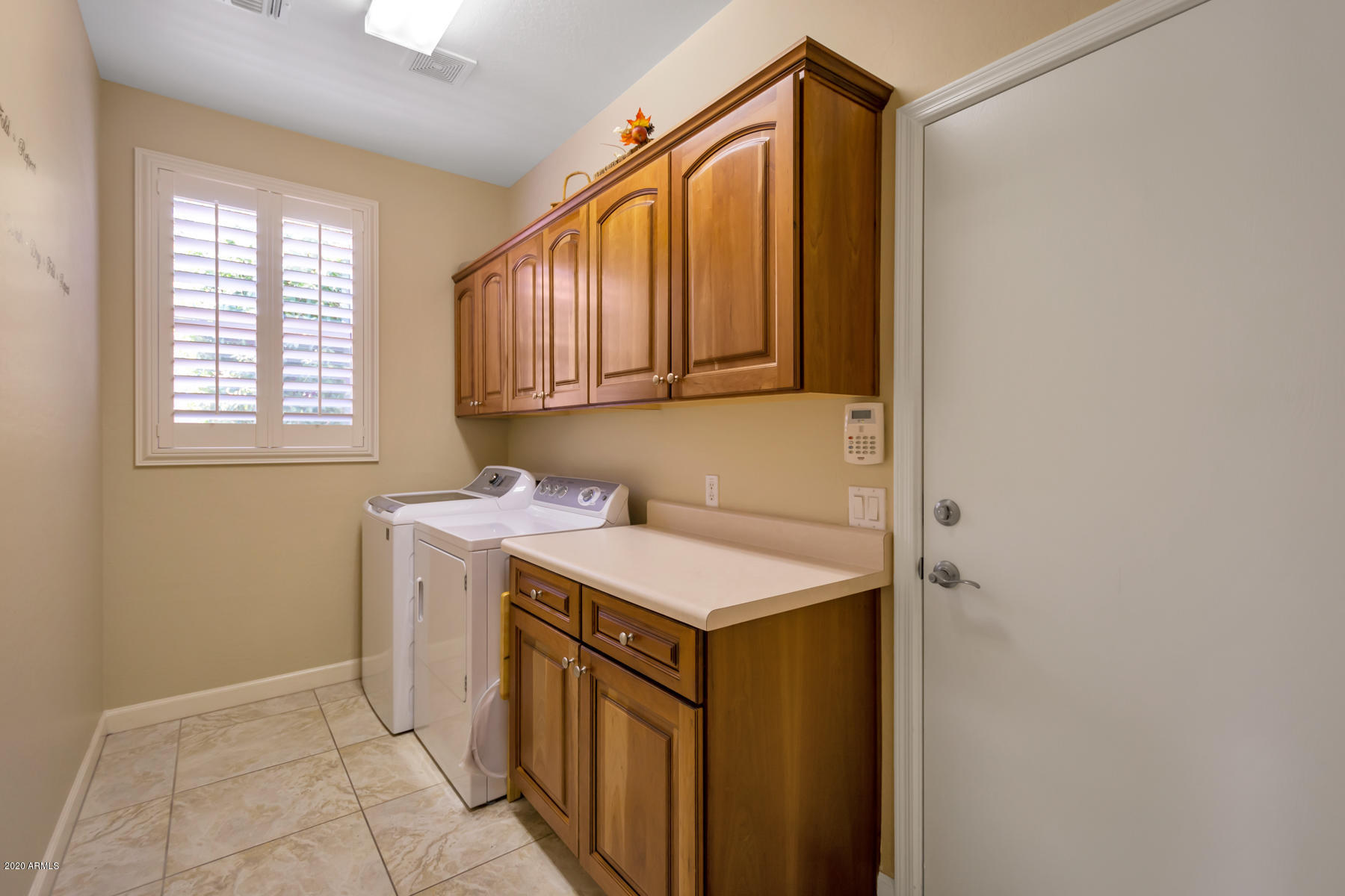 16231 West Cheery Lynn Road Goodyear, AZ 85395 - Photo 7 of 40 QPT Photo - DSC_5641