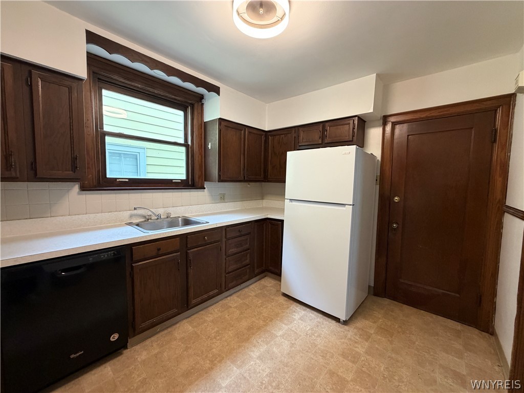52 Kenwood Road, Unit 1 Tonawanda, NY 14217 - Photo 5 of 19