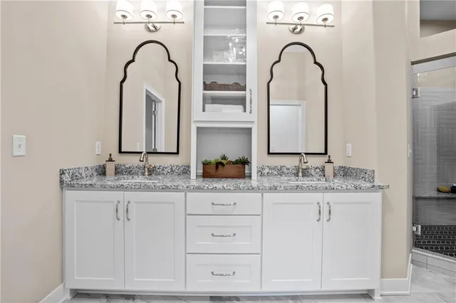 $689,900 | 4367 Northeast Hideaway Drive, Lee's Summit, MO 64064