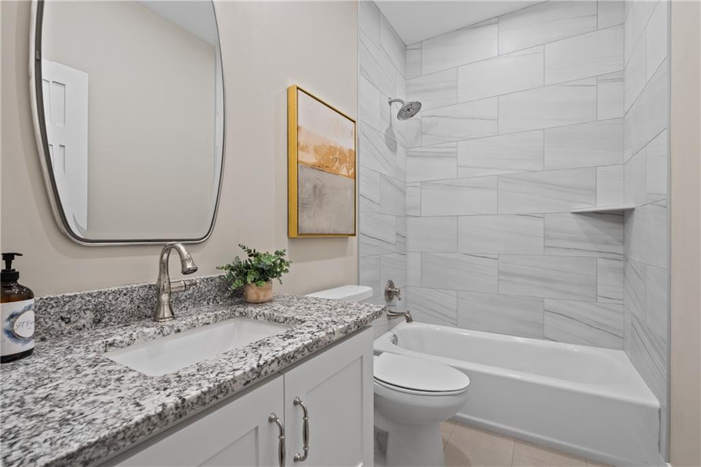 4367 Northeast Hideaway Drive Lee's Summit, MO 64064 - Photo 29 of 45