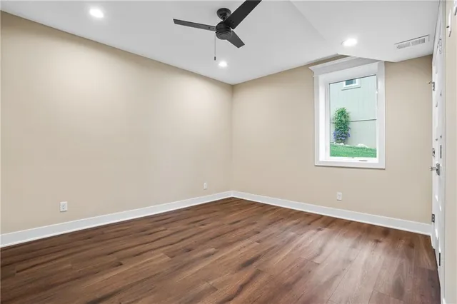 $689,900 | 4367 Northeast Hideaway Drive, Lee's Summit, MO 64064