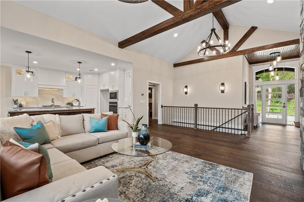 4367 Northeast Hideaway Drive Lee's Summit, MO 64064 - Photo 9 of 45