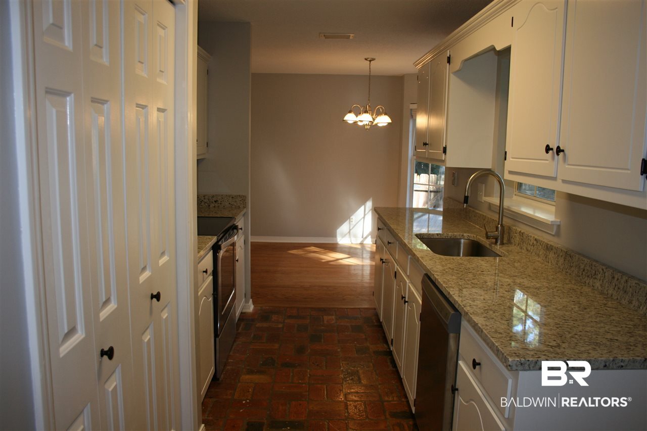 102 Meadow Wood Loop Daphne, AL 36526 - Photo 13 of 33 Galley Kitchen