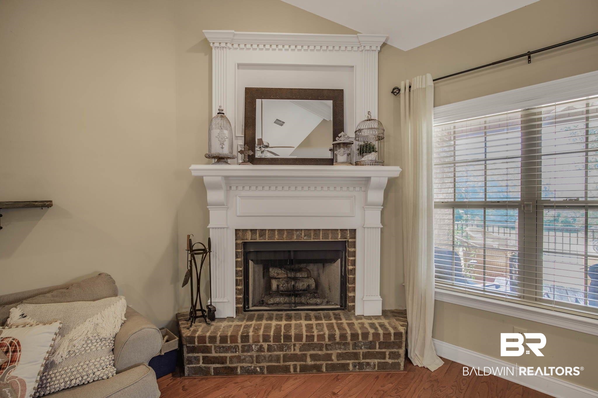 16320 Holbrook Court Fairhope, AL 36532 - Photo 7 of 43