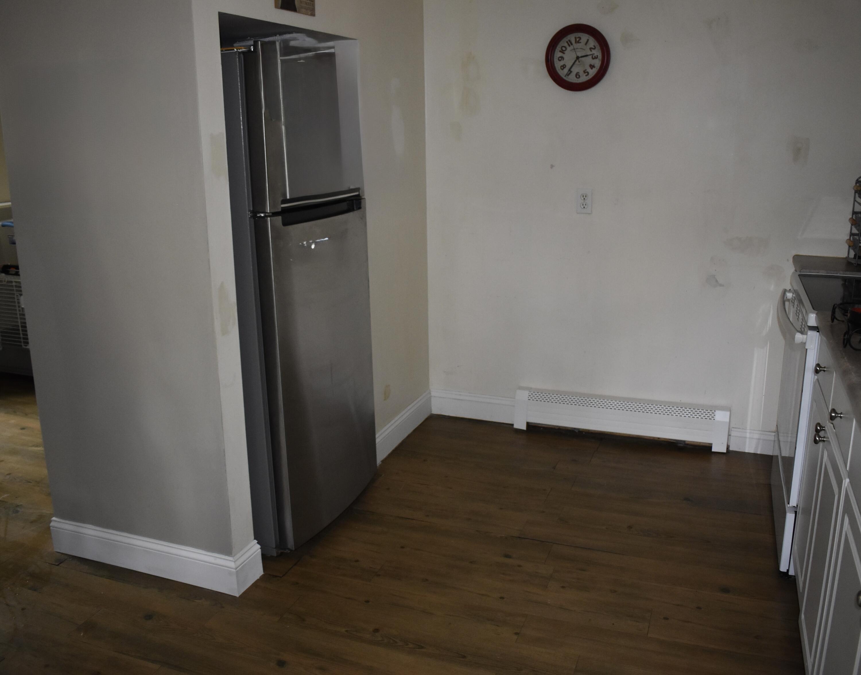 62 Emery Circle Buxton, ME 04093 - Photo 16 of 40 C2ECA4F4-BFCB-4473-9602-86E21F5E9CF2_1_2