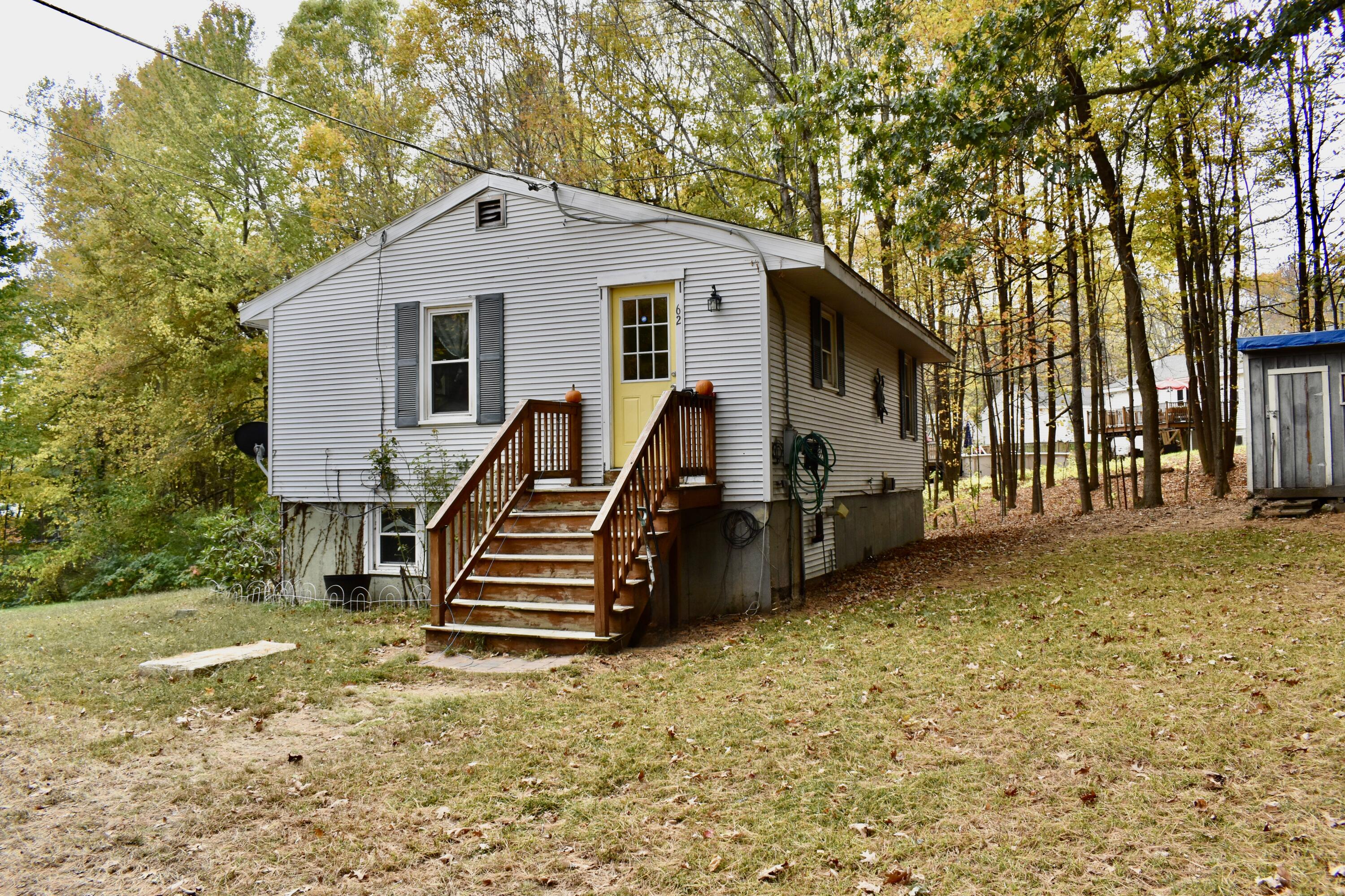 62 Emery Circle Buxton, ME 04093 - Photo 2 of 40 BC2BF426-11DE-4F74-BD3C-1BDC4D0515CC_1_2