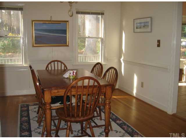 Dining room with lots of light and great view