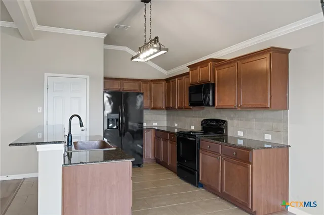 $227,000 | 504 Parkfield Lane, Temple, TX 76502