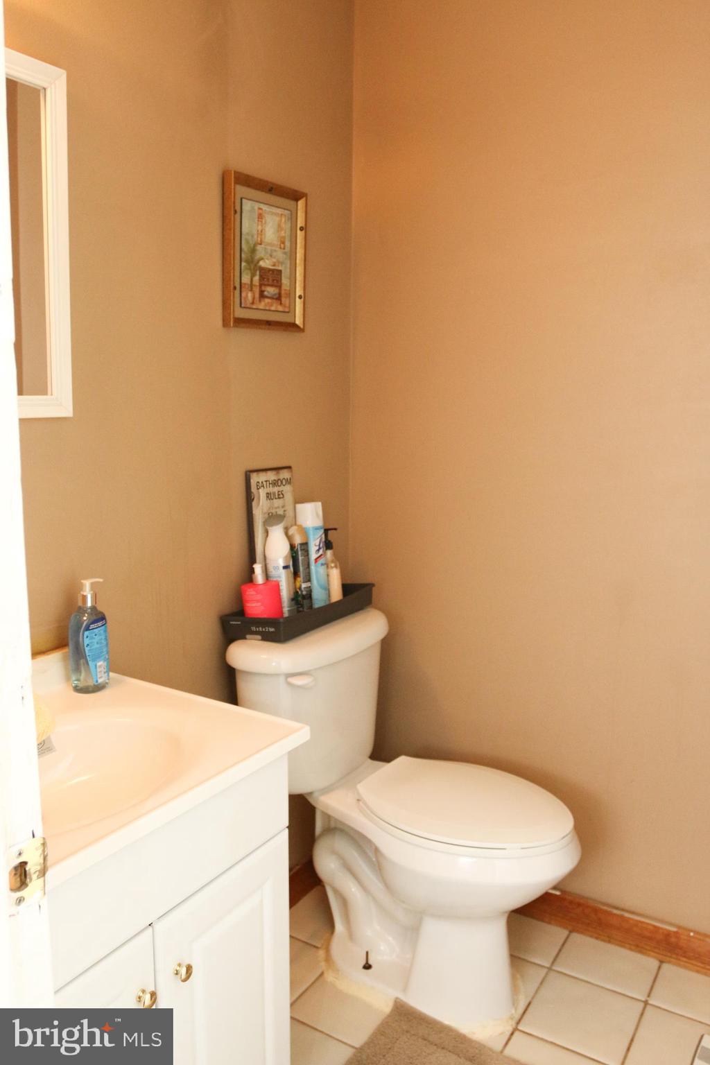 56 Plumstead Road Sewell, NJ 08080 - Photo 7 of 25