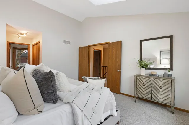 $475,000 | 14388 Kipling Avenue South, Savage, MN 55378