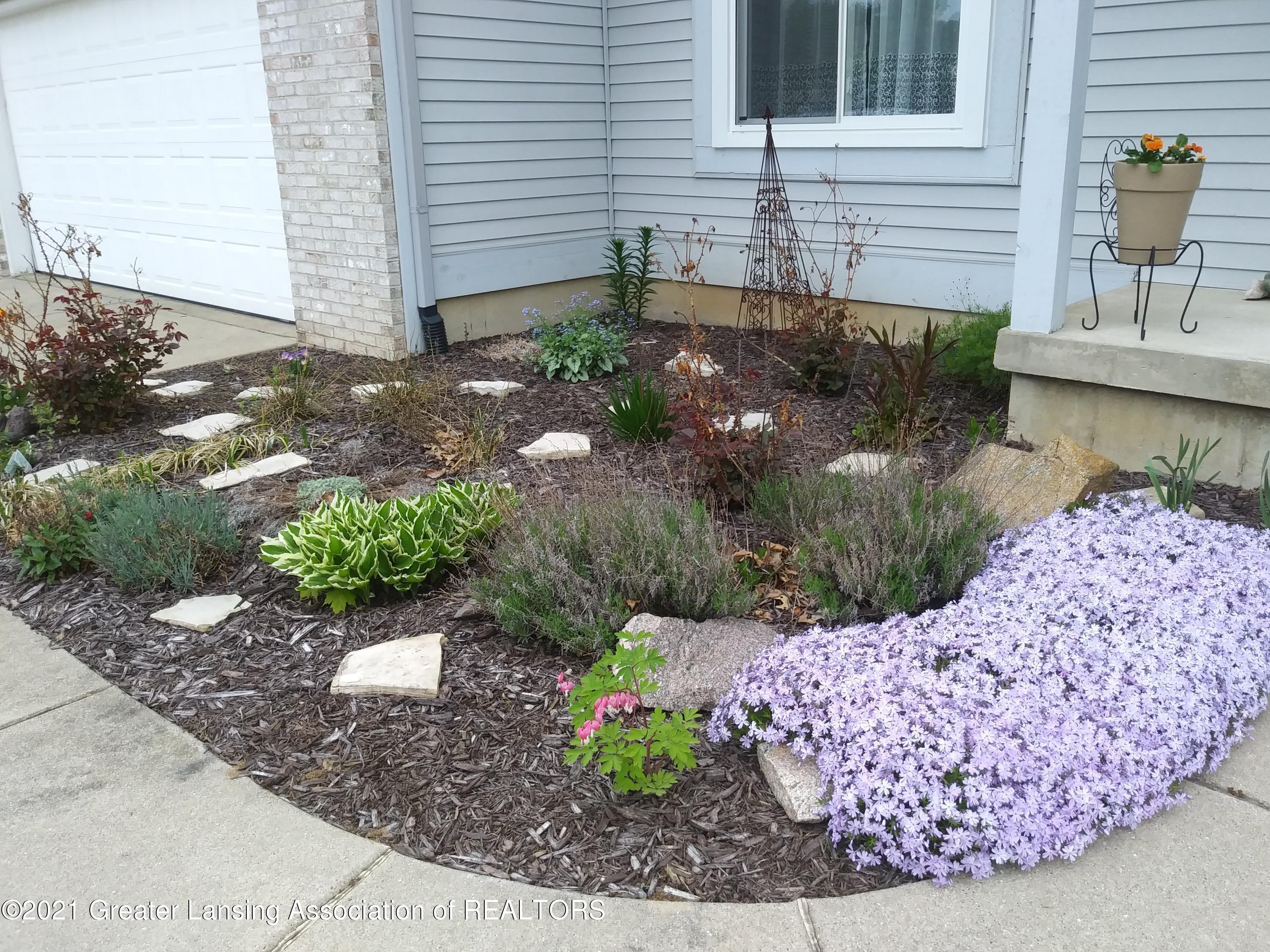 11877 Schavey Road Dewitt, MI 48820 - Photo 4 of 56 20190519_074541