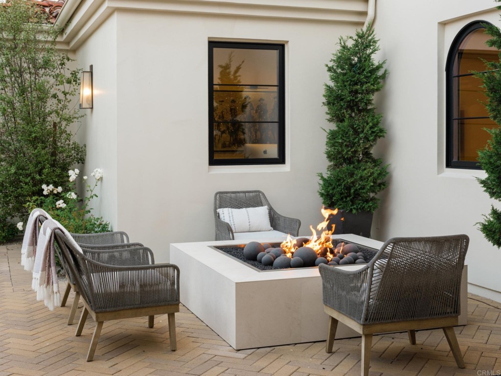 5516 La Crescenta Road Rancho Santa Fe, CA 92067 - Photo 12 of 68