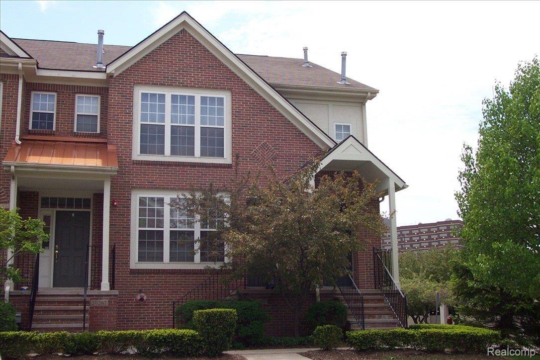 20291 Rodeo Court, Unit 49 Southfield, MI 48075 - Photo 1 of 8 DCP_4241
