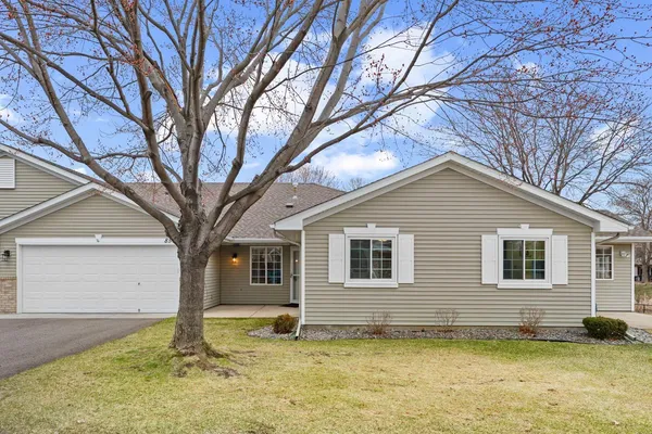 $284,900 | 8540 Stratford Lane, Brooklyn Park, MN 55443