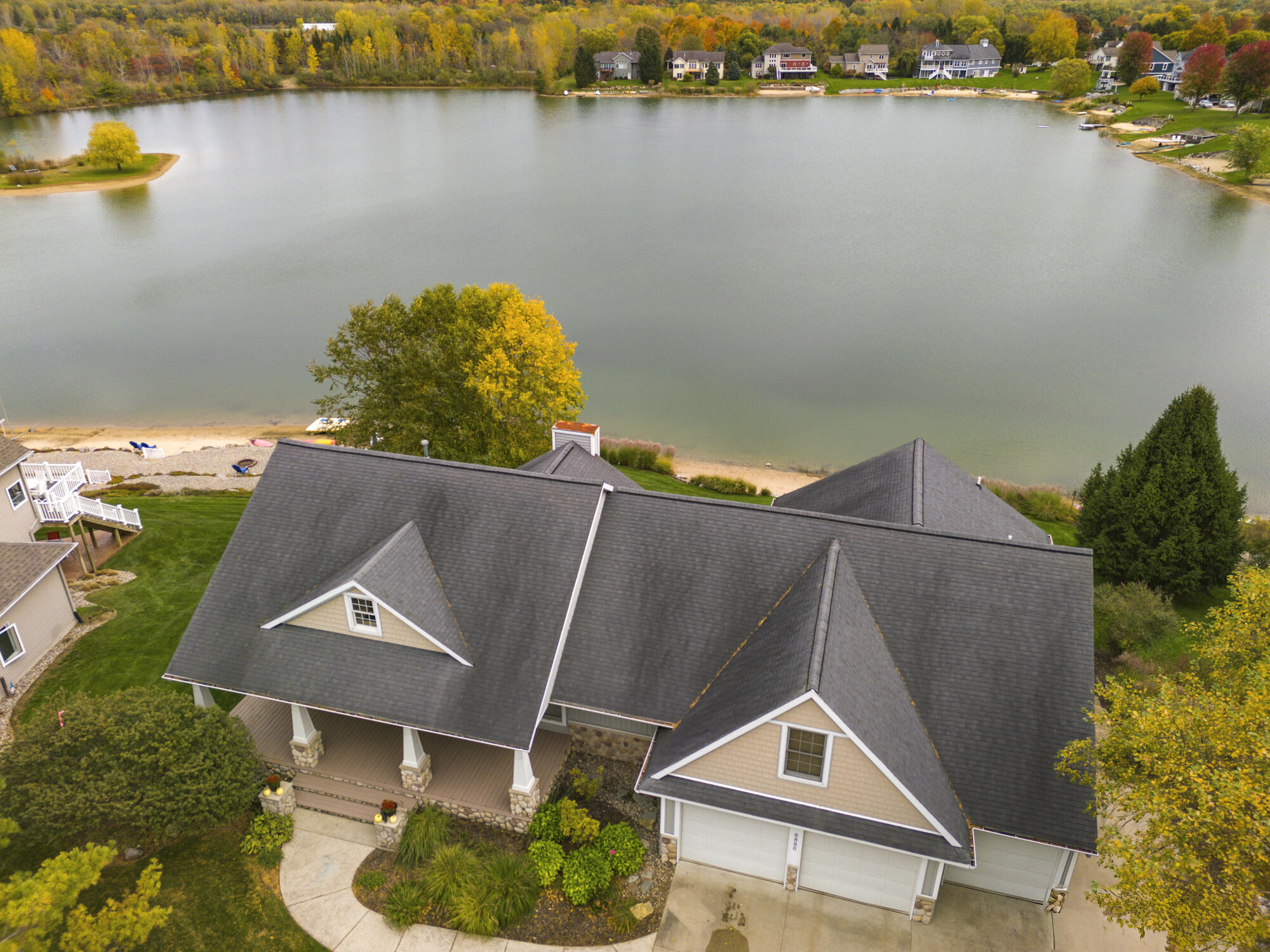 8886 Stonepoint Court Jenison, MI 49428 - Photo 52 of 68 DJI_20251024154426_0037_D