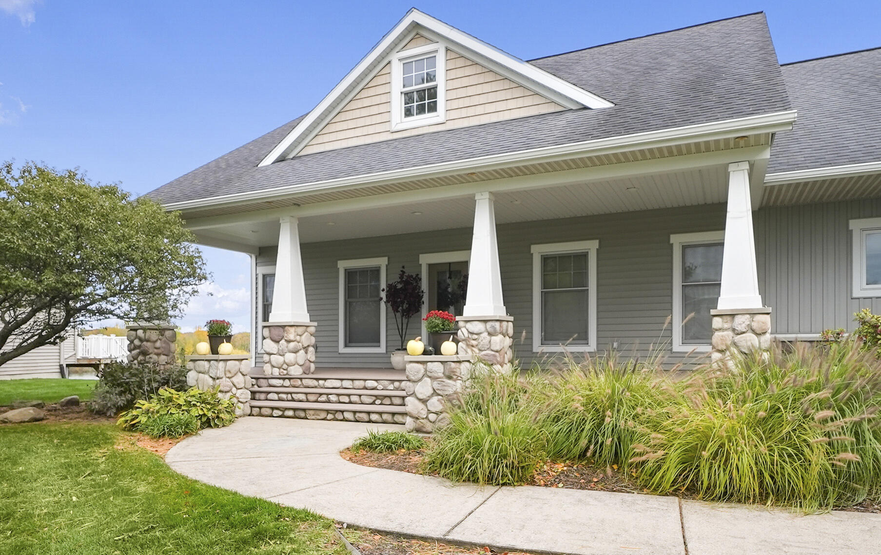 8886 Stonepoint Court Jenison, MI 49428 - Photo 66 of 68 DSC09254