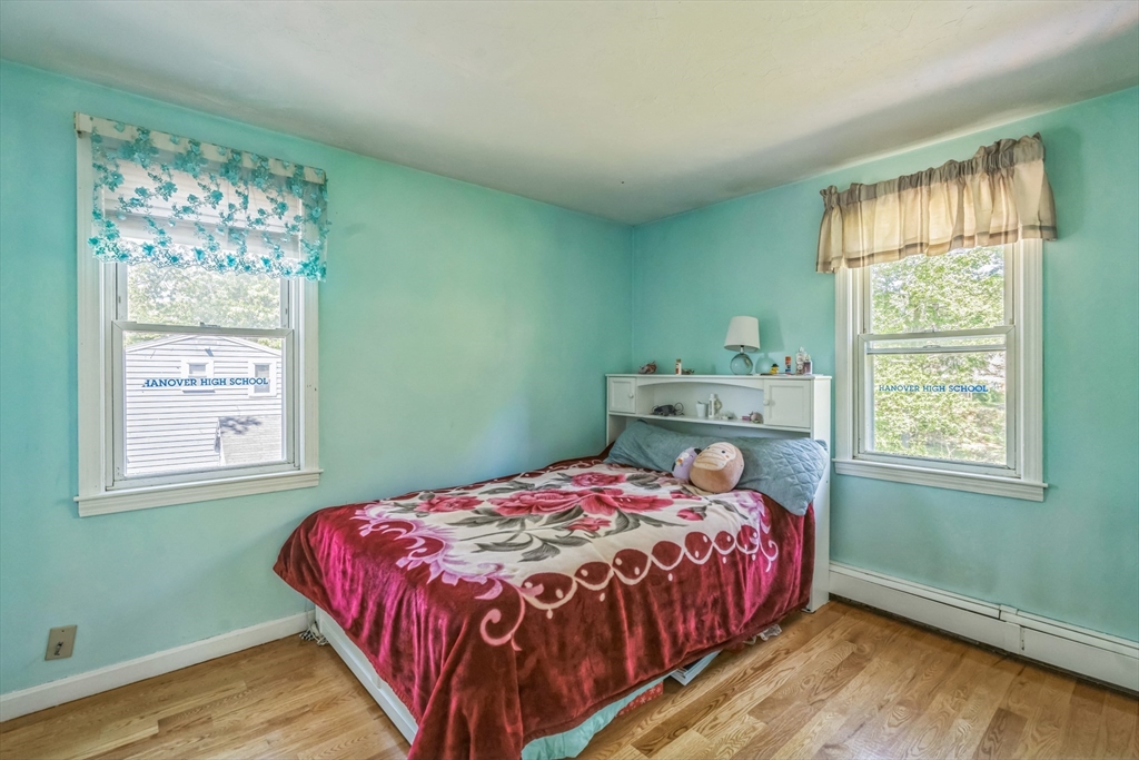 1163 Webster Street Hanover, MA 02339 - Photo 17 of 31 Gallery Image 17
