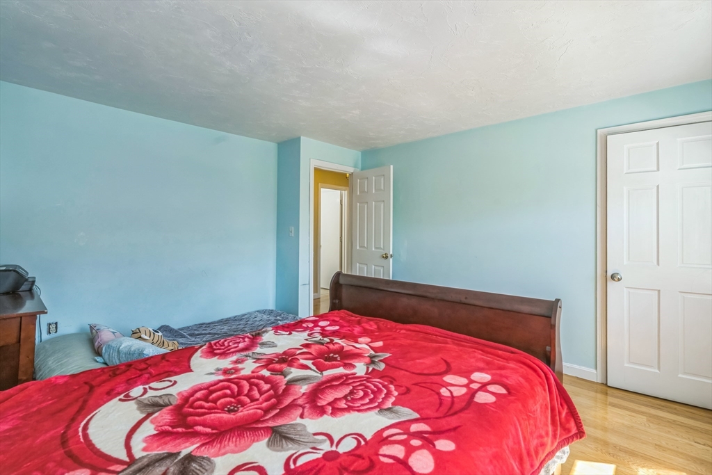 1163 Webster Street Hanover, MA 02339 - Photo 22 of 31 Gallery Image 22