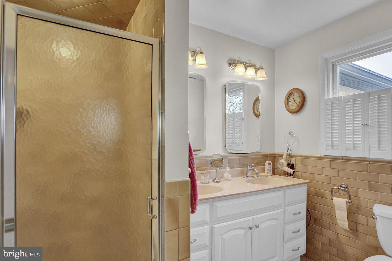 1608 Concord Road Wyomissing, PA 19610 - Photo 17 of 28 Gallery Image 17
