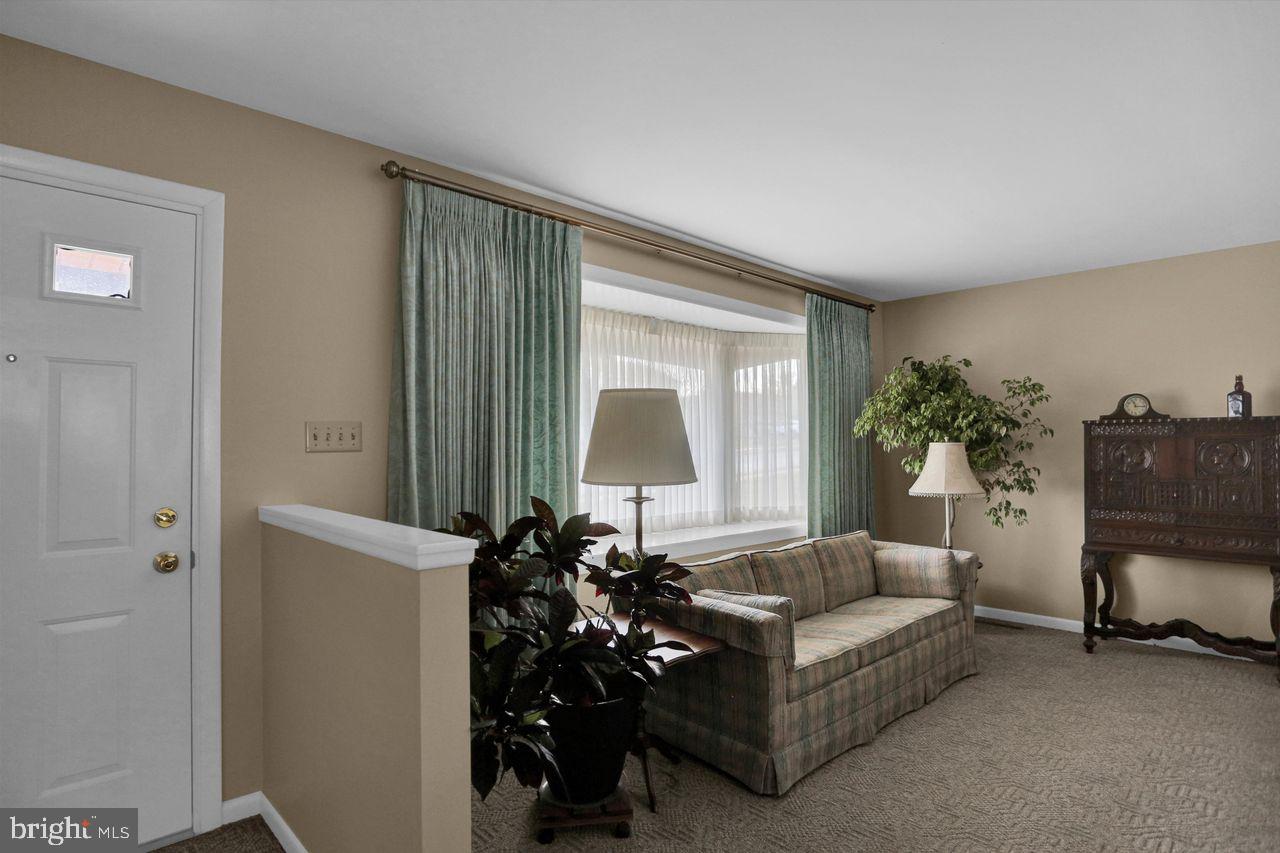 1608 Concord Road Wyomissing, PA 19610 - Photo 3 of 28 Gallery Image 3