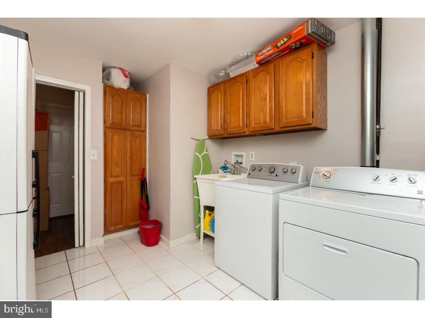 124 Louise Road New Castle, DE 19720 - Photo 12 of 17 Laundry Room