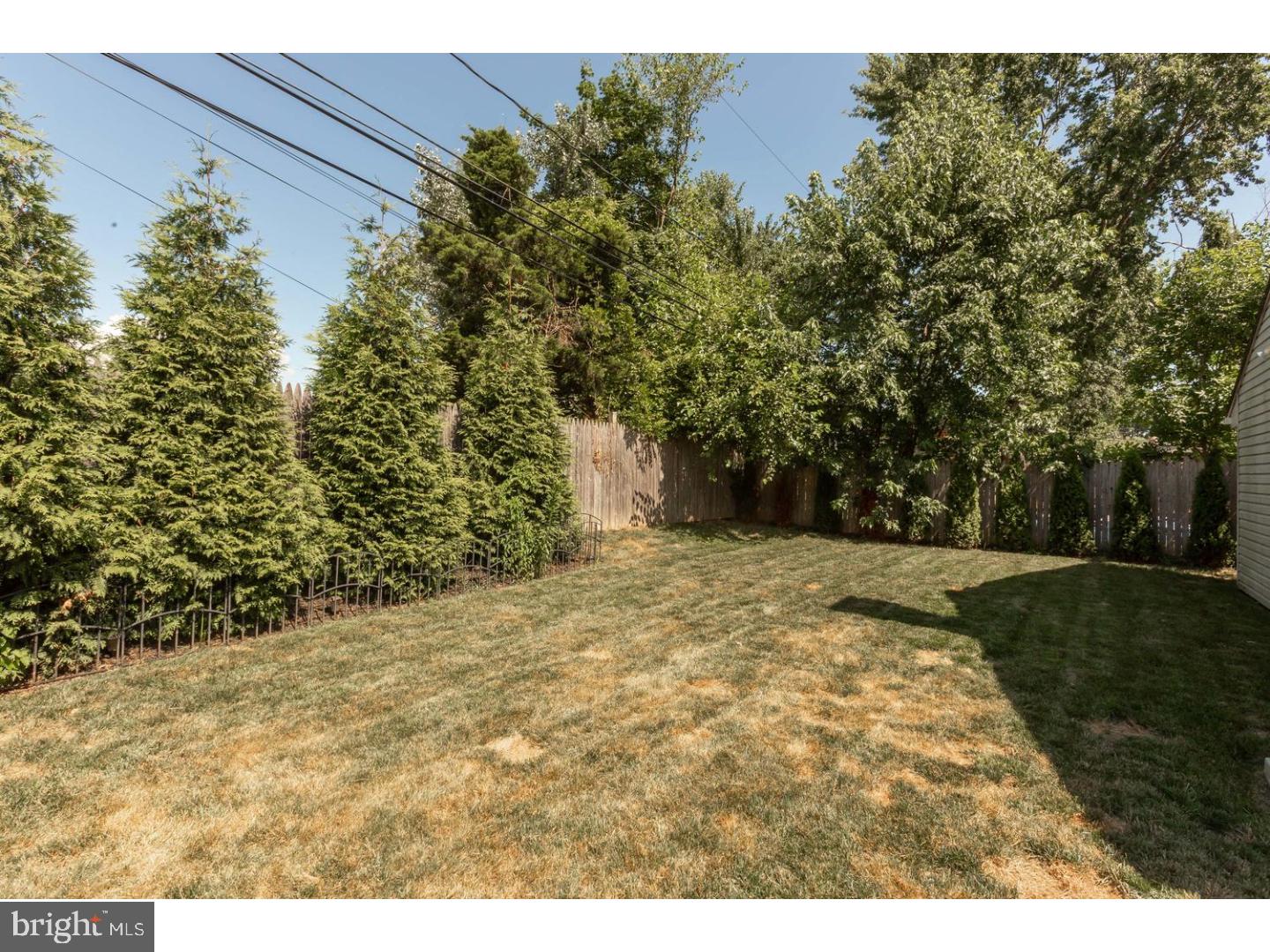 124 Louise Road New Castle, DE 19720 - Photo 15 of 17 Back Yard