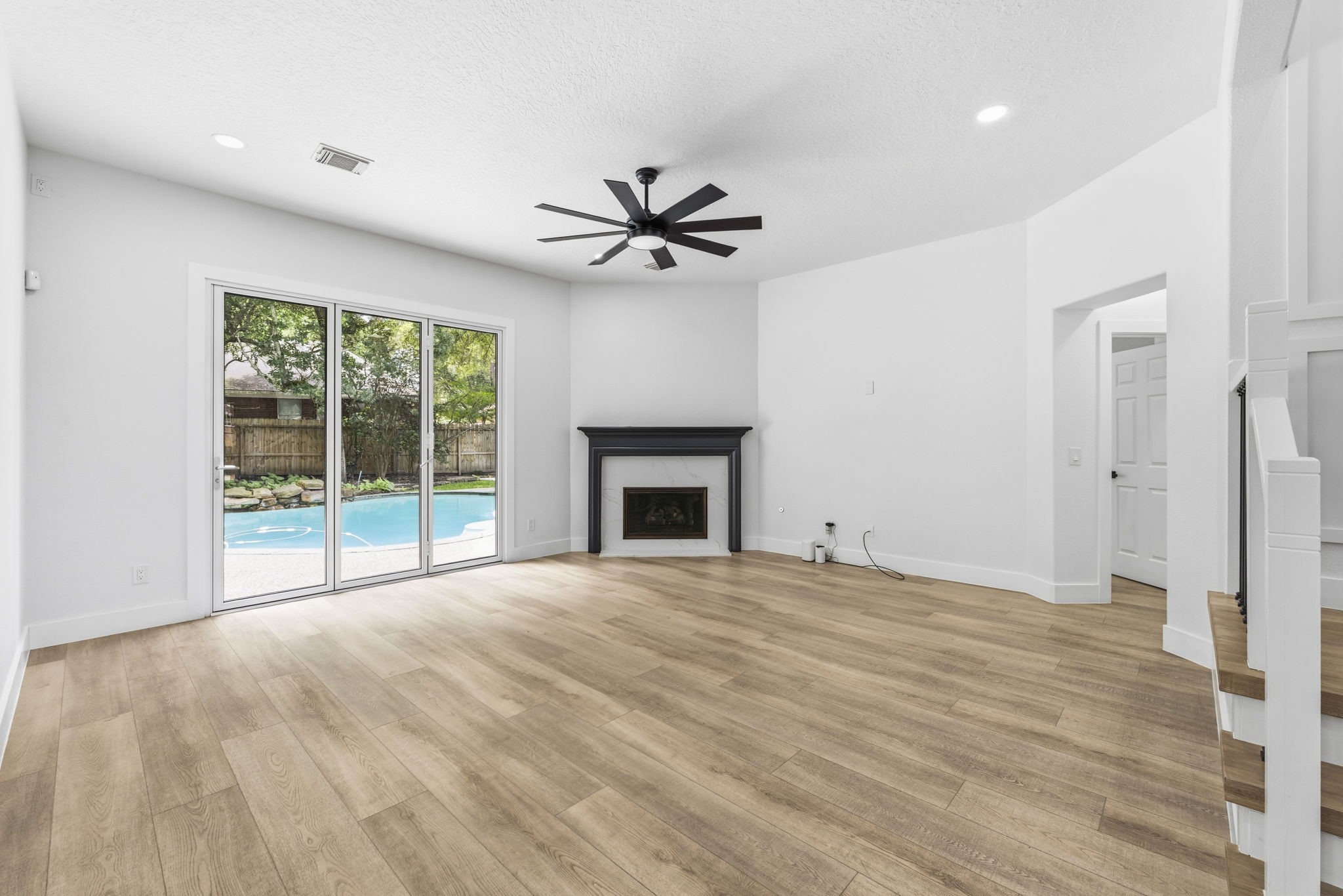 138 West Stockbridge Landing Circle Spring, TX 77382 - Photo 6 of 45