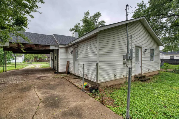$134,900 | 2412 Herbert Avenue, Evansville, IN 47714