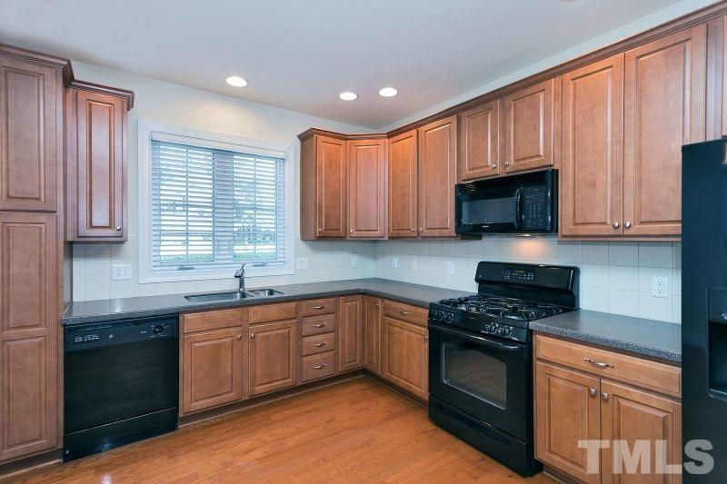10120 Mizner Lane Raleigh, NC 27617 - Photo 14 of 25 Gallery Image 14