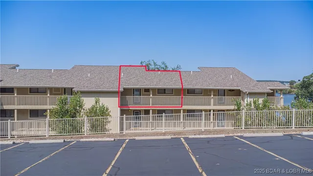$289,500 | 875 Parkside Place, Unit A407, Osage Beach, MO 65065