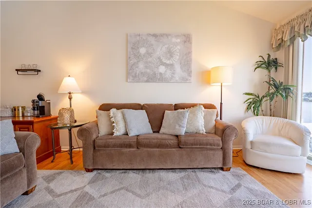 $289,500 | 875 Parkside Place, Unit A407, Osage Beach, MO 65065