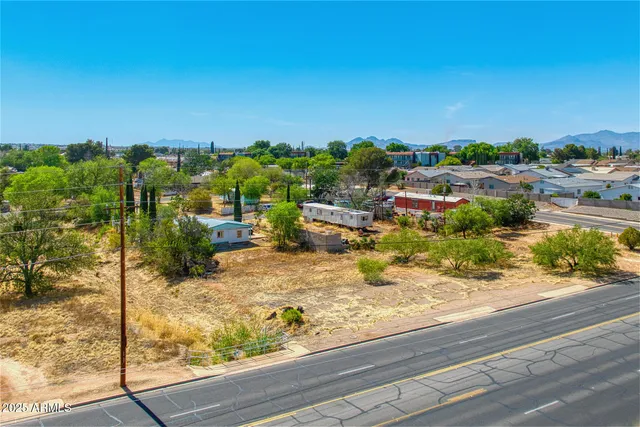 a view of a yard with an outdoor space