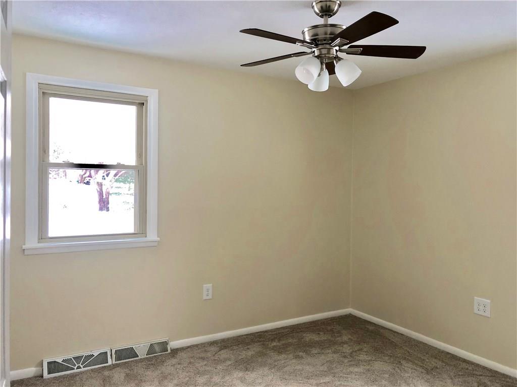 1517 Old State Road New Castle, PA 16101 - Photo 13 of 15