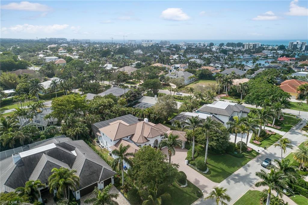 614 Bow Line Drive Naples, FL 34103 - Photo 35 of 38