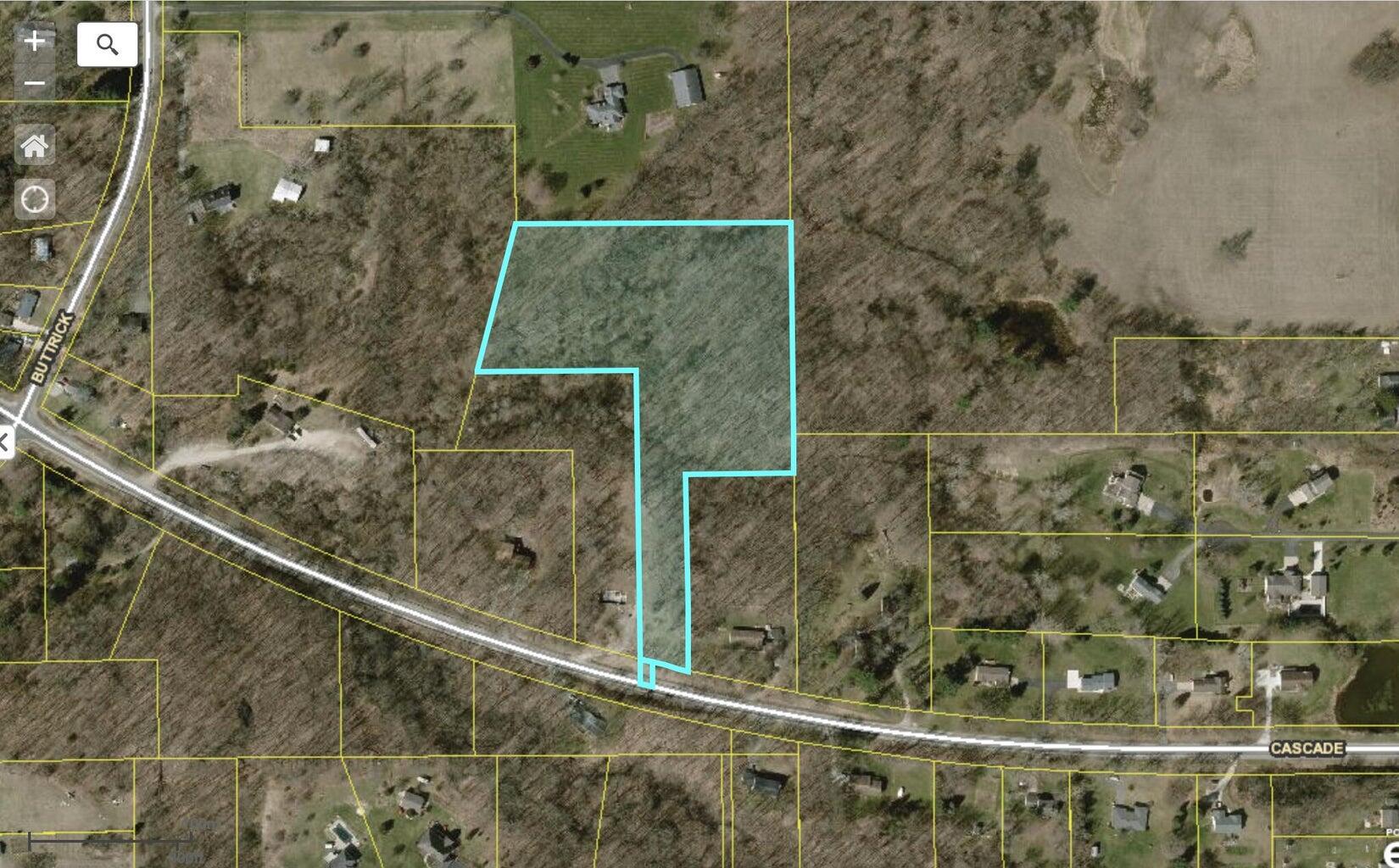 8133 Cascade Road Southeast Ada, MI 49301 - Photo 1 of 8 20220427150326154944000000-o